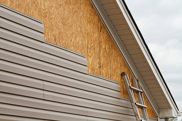 Professional Wood Siding technician working in New Hope, MN